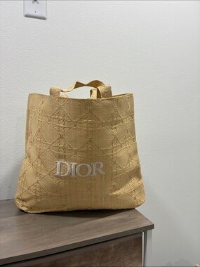 Dior Straw GWP Embroidered Beige Tote with Top Handles